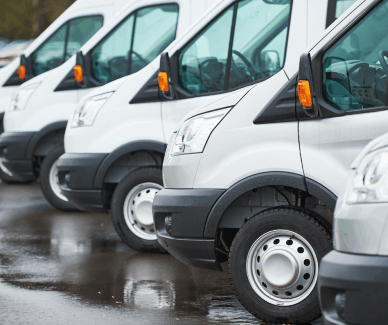 By learning about the key differences between these two lease categories, you can approach your fleet leasing experience with full control and confidence.